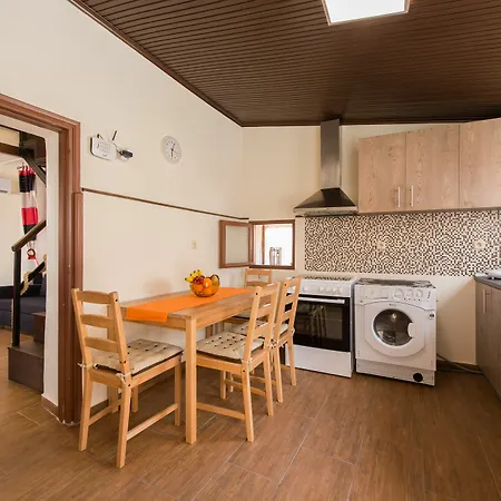Xenios Zeus Apartment *
